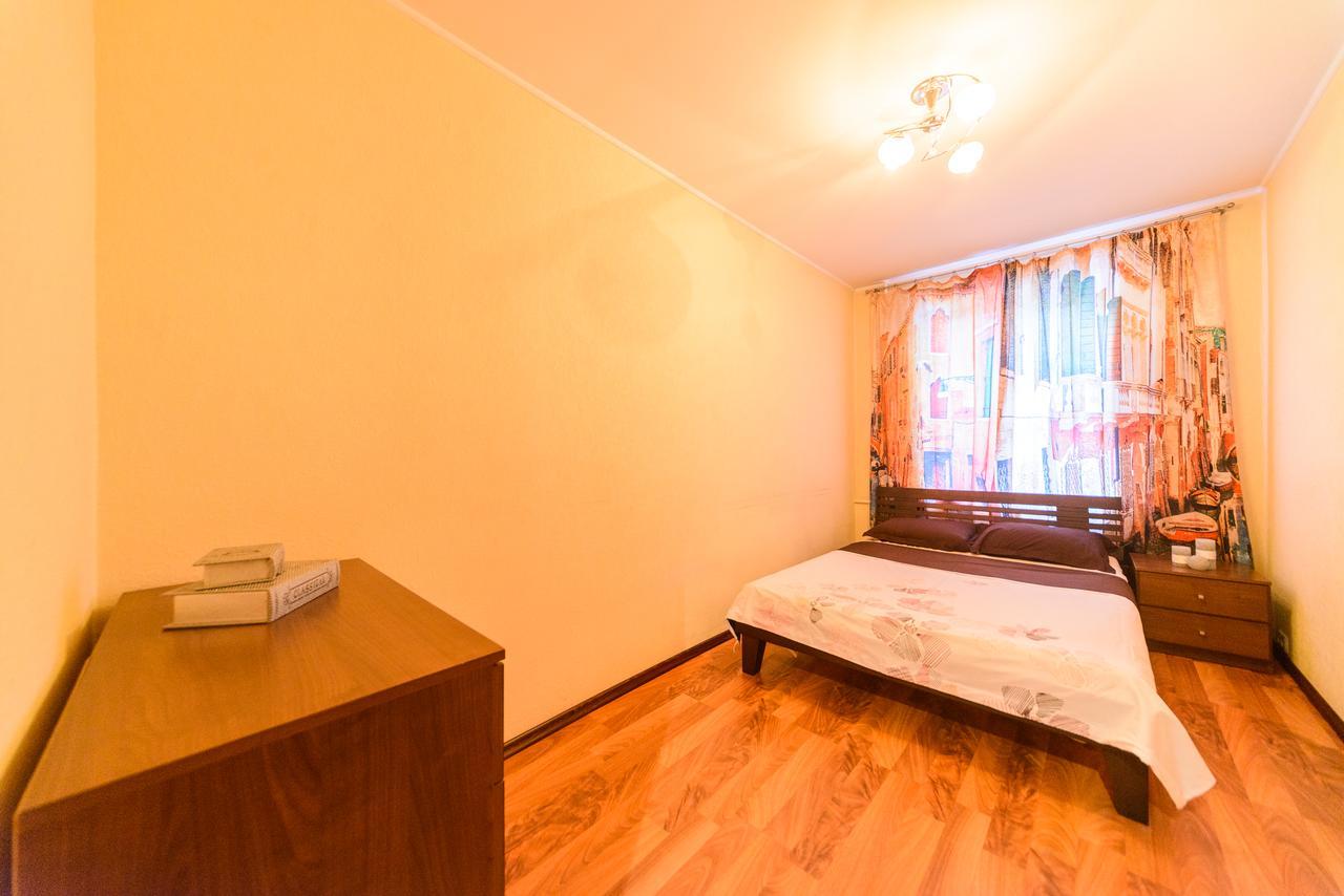 Apartment On Hryhoriia Chuprynky Kijów Zewnętrze zdjęcie